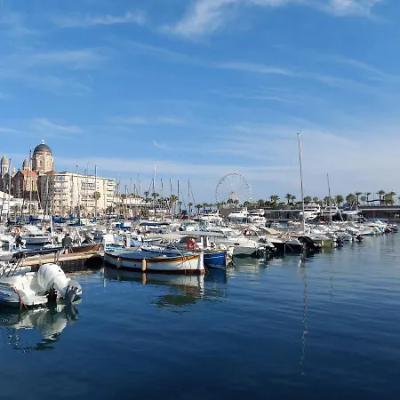 Vue Exceptionnelle Sur La Et Le Cap Esterel Сен-Рафаэль